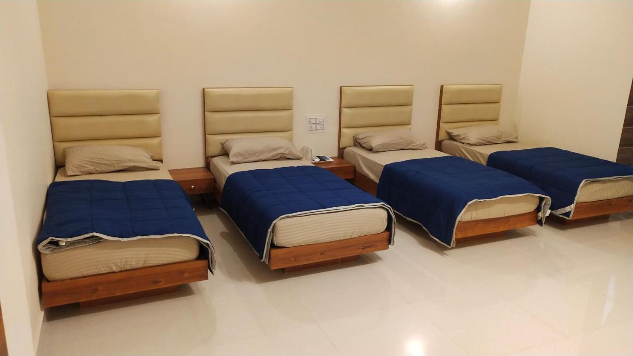 Hotel Kailash Virpur Екстериор снимка